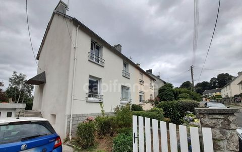 Maison à vendre 4 pièces QUIMPER (29)-80m2 surface habitable avec sous-sol - 3 chambres - Parcelle de 436m2-1 garage indépendant