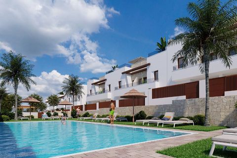 Descripción del objeto: Modernos adosados que tienen una superficie construida de unas 145 m² (incluyendo terrazas) con 3 dormitorios, 3 baños (2 en-suite), 1 salón/comedor con cocina moderna, 1 porche, 2 terrazas en planta primera (a unos 15 m² en t...
