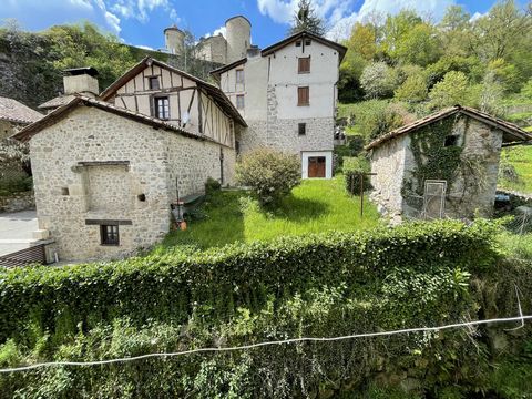 MAISON DE VILLAGE