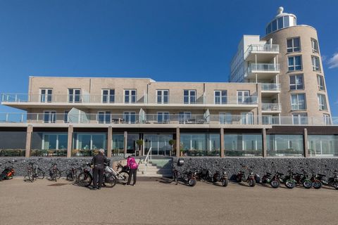 The Oosterschelde is at your feet in this beautiful exclusive apartment. This unique area is special because of its tidal nature and contains a dynamic and fascinating underwater world due to the hundreds of species of plants and animals. From this a...