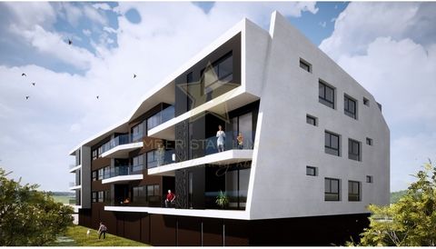 This 2 bedroom apartment is part of the magnificent luxury development located next to the Lima River in the city of Viana do Castelo where there is a varied set of apartments with typology from T2 to T4, including T4 apartments with swimming pool wi...