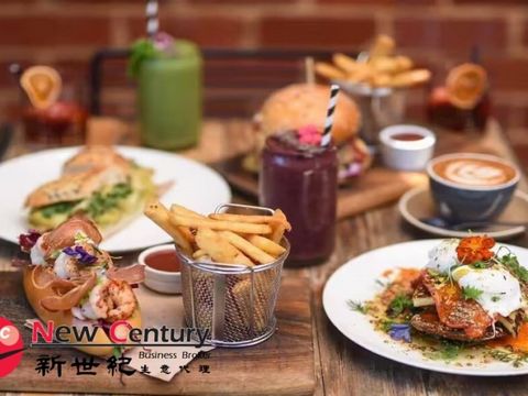 CAFE/TAKEAWAY & RESTAURANT--CAMBERWELL--#7266147 CAFE/takeaway/restaurant * CAMBERWELL PRIME LOCATION, PLENTY OF PARKING * The restaurant area is 139 square meters * $10,000 per week, only open for 5 days * Low weekly rent of $1,058, long term lease ...