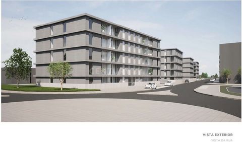 Excelente oportunidad de inversión en vivienda en una nueva urbanización mixta de edificios de gran altura y villas, en el centro de Guifões, junto a Pingo Doce y las Piscinas Municipales. Parcela homologada definida en urbanización con más de 8000m2...