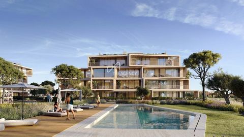 Located in Loulé. Located in the prestigious area of Vilamoura, Lumare is an exclusive residential development that redefines the concept of seaside living with elegance and sophistication. This project is ideal for those seeking the perfect combinat...