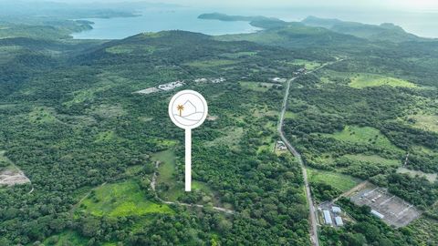 Descrizione: Situati nell'ambita penisola di Papagayo, questi lotti offrono un'opportunità unica per acquisire una proprietà in una delle zone più esclusive del Costa Rica. Questa prestigiosa enclave offre un ambiente sereno e naturale, ideale per ch...