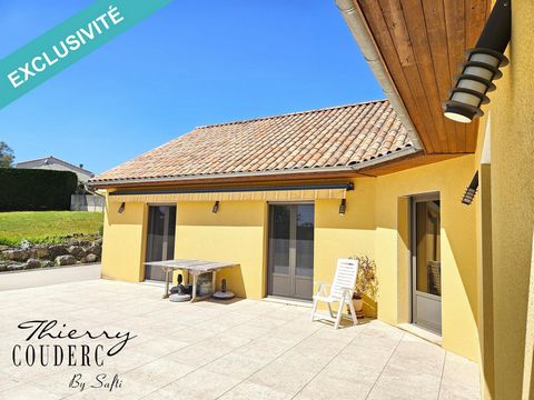 Located just 10 km from Sarlat la Canéda, historic center of Périgord Noir, this beautiful residence is presented to you by Thierry Couderc. Its south-west facing terrace will allow you to enjoy its pleasant green park and a clear view in a calm envi...