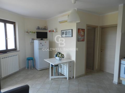 Santa Marinella, Fiori area, an apartment on the ground floor is for sale, part of a building constructed in 2009. The apartment in excellent condition consists of a living room with kitchenette, a double bedroom and a bathroom with shower. An intern...