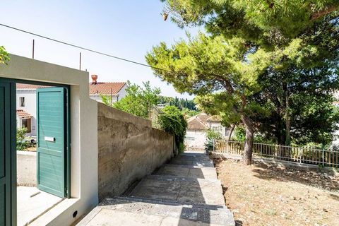 Apartments Green Garden is located only 10 min drive away from the historic Old City and a short walk away from the best beaches Dubrovnik has to offer. A shared garden, as well as a BBQ grill and an outdoor dining area, are at your disposal, which m...