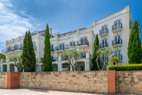 Experience the pinnacle of Algarve living with this stunning 2-bedroom apartment at the Domes Lake Resort in Vilamoura. Set in one of Portugals most prestigious resorts, this apartment offers unparalleled luxury and comfort, perfect for those seeking...