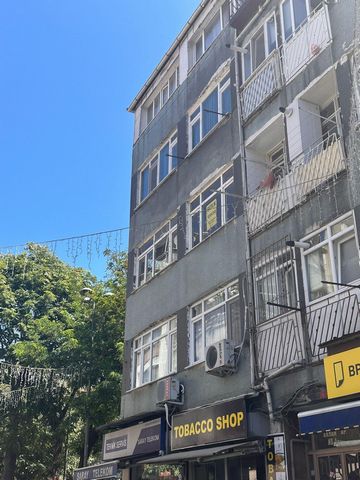 2+1 appartement in Fatih Sehremini in het hart van Istanbul Onze flat is gelegen in het historische gebied van Sehremini Küçük Saray Square Het ligt op loopafstand van de tramtrein en bushaltes op Millet Street, Capa Medical Faculty, School, Park, Ma...