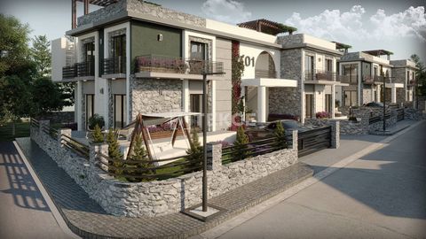 Appartements Spacieux Dans une Résidence Élégante à Chypre du Nord Girne Çatalköy, une région distinguée reliée à Girne, le centre touristique de Chypre du Nord, accueille des appartements élégamment conçus. Ce quartier haut de gamme, qui comprend de...