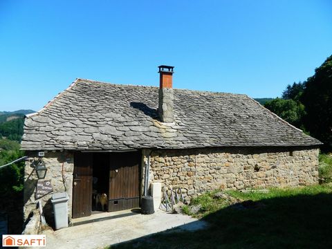 Ferme rénovée avec 8305m² de terrains env.