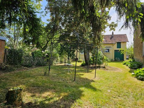 Maison de ville 60m² + garage et hangar