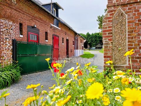 BEAU POTENTIEL POUR CET ANCIEN CORPS DE FERME AVEC GÎTE 227 m² SECTEUR LE MESNIL-RÉAUME (76)