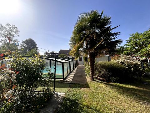 Maison de plain-pied - Avec PISCINE chauffée et couverte - proche Romorantin et St Aignan