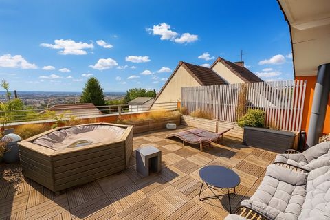 Grande Maison avec ROOFTOP et vue imprenable