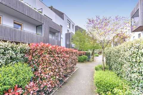 APPARTEMENT + PARKING + ANNEXE