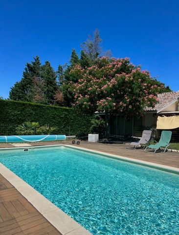 Villa 8 pièces avec piscine