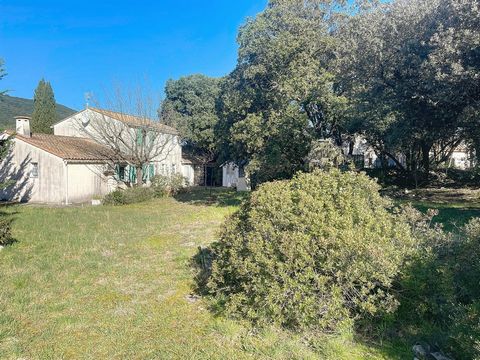MAISON DE 140 M² A RENOVER SUR TERRAIN DE 1805M²