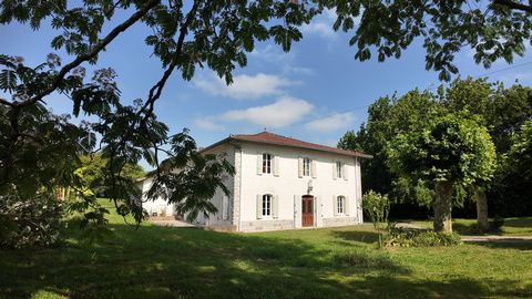 Charmante propriété avec vaste parc paysager, à deux pas de la côte landaise