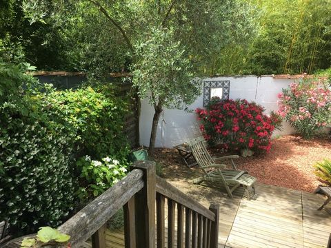 BORDEAUX - PARC BORDELAIS (33) - APPARTEMENT EN DUPLEX DE 70 m2 avec JARDIN PRIVATIF - 2/3 chambres
