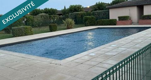 T3 rez-de-chaussée, 2 places de parking, piscine.