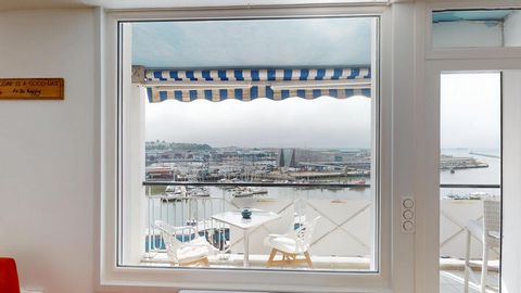 Appartement vue sur le port et la mer de 90m2