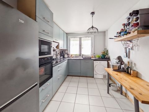 Dpt Haute Savoie (74), à vendre VETRAZ MONTHOUX Appartement T3 de 62 m² avec un balcon au calme