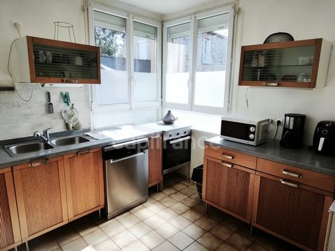 Maison à vendre 6 pièces centre bourg de BROONS (22)