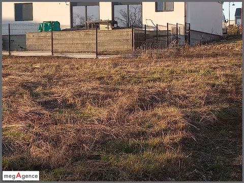 A 20 mn de METZ - Terrain viabilisé - 724 m²