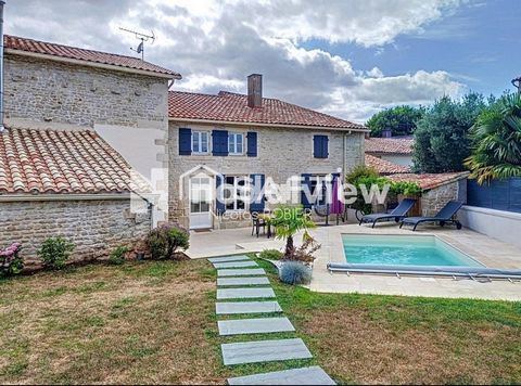 Belle maison en pierre quatre chambres, jardin, piscine !!
