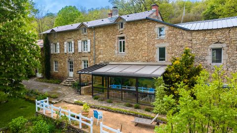 Ensemble immobilier - 6ha - 2 gîtes - SEVERAC-LE-CHÂTEAU