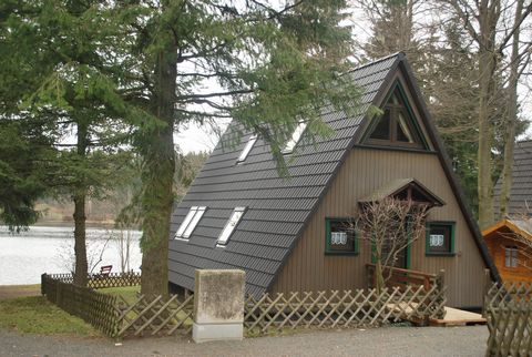 Note: The photos are for informational purposes only! The actual accommodation can vary! The Waldsee holiday park is located in the low mountain range region of the Harz National Park, on the outskirts of the old university town of Clausthal-Zellerfe...