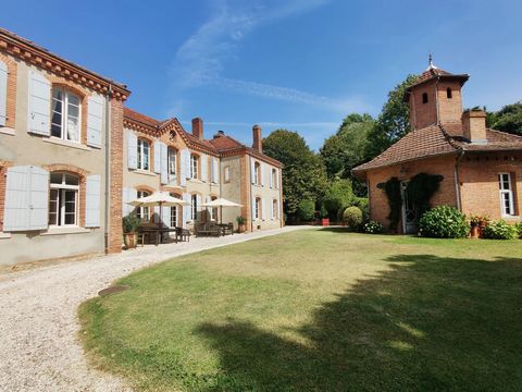Discover this breathtaking historic maison de maitre set in private mature gardens! This substantial three level mansion retains many of its historical features, including beautiful floors, a fabulous staircase, mouldings, and windows and doors. The ...