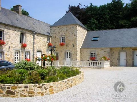 Charming Property with Cottages and Tower in Normandy We are pleased to introduce you to an extraordinary property that embodies elegance, charm, and lucrative potential. Situated in close proximity to the beach and all essential amenities, a mere 8 ...