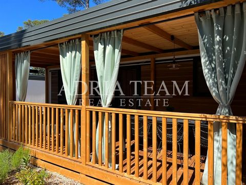 For sale MOBILE HOME type Pano Neo in the camp in Biograd na Moru. The house is located 130 m from the sea, and will be installed in December 2023. PROPERTY DESCRIPTION: - 2 bedrooms; - 2 bathrooms; - living room + kitchen + dining room; - terrace; -...