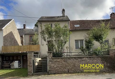 MARCON IMMOBILIER - CREUSE EN LIMOUSIN - REF 88011 - SECTOR COLONDANNES - MARCON Immobilier offers you exclusively this village house, offering on the side a large terrace and a double garage. This house consists on the ground floor of a living room,...