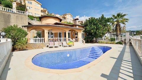 Fully furnished villa with a plot of 510 m2, Alanya An excellent offer for those looking for comfortable accommodation on the Turkish coast. Layout: The villa has a 2+1 layout, which means two bedrooms and a spacious living room combined with a kitch...