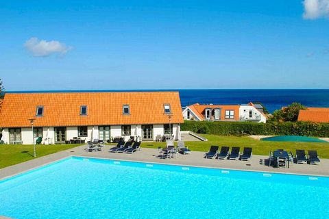 Gudhjem Holiday Park & # 8212; vacanza sull'isola del sole Case vacanza in stile Bornholm a 10 min dal porto ea 5 min dalla spiaggia. Il punto di partenza della famiglia per i viaggi a Helligdomsklipperne, Paradisbakkerne, Christiansø m.v. Guarda i f...