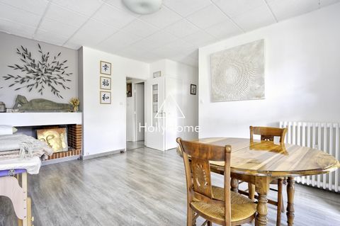 HollyHome est ravie de vous proposer en exclusivité cet appartement situé à Mérignac et à deux pas de toutes les commodités (commerces, transports, écoles). Cet appartement très lumineux de 3 pièces d'environ 52 m2 offre un agencement optimisé. Vous ...