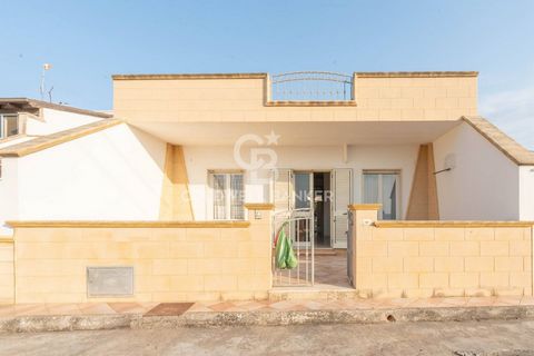 In the suggestive setting of Lendinuso, we offer for sale, a few meters from the wonderful Salento coast, a bright and comfortable villa overlooking two main streets of the seaside resort. The villa has an entrance hall, living room, three bedrooms, ...