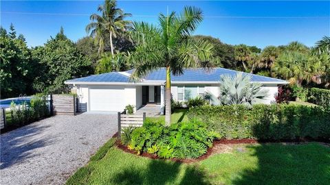 Welcome to your cozy bungalow in South Beach! This quaint corner lot residence has been meticulously renovated from top to bottom offering a timeless style. Boasting 3 beds & 2 baths, the home features open-concept floor plan w/abundant natural light...