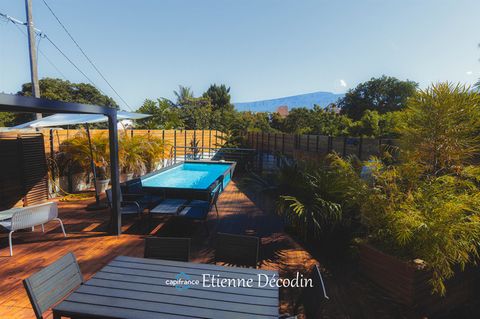 DPT La Réunion (974), à vendre SAINT-PIERRE, Bois D'Olive - Villa Contemporaine F4 - 100 m² Habitables - Terrain 475m² - Piscine Chauffée - Vue Dégagée