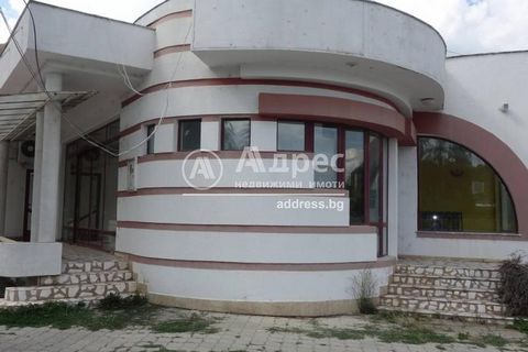 For sale is a detached building with a built-up area of 137 sq. m. M.! It consists of an office, a kitchen, a warehouse and a main commercial part! It also has a basement, which houses sanitary facilities, changing rooms and staff service rooms, stor...