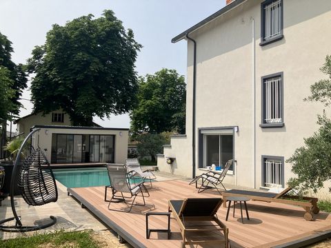 Maison familiale 352 m² 9 pièces Feyzin