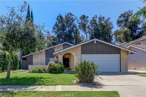 Tucked away in the peaceful and established Casa De Santiago community, this single-story gem offers the perfect blend of comfort, convenience, and potential. Featuring 3 spacious bedrooms, 2 full bathrooms, and a 3-car garage, this home is a standou...