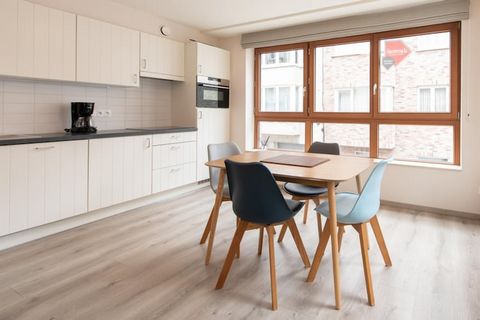 Het pand biedt een elegante en gastvrije sfeer en is een nieuw gebouwd appartement dat is ontworpen voor comfort en gemak. Dit appartement ligt op de eerste verdieping en beschikt over een slaapkamer met een tweepersoonsbed en dekbed voor twee person...