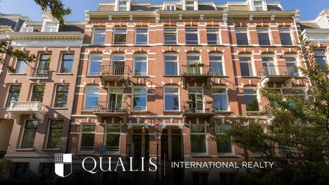 Zeldzaam volledig pand van ca. 494 m² op eigen grond – met tuin met ochtend en avond-zon en uitzicht over het water van de Nicolaas Witsenkade. Aan de rustige en charmante Nicolaas Witsenkade, aan de rand van de Amsterdamse grachtengordel, ligt dit i...