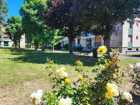 Très bel appartement dans résidence verdoyante