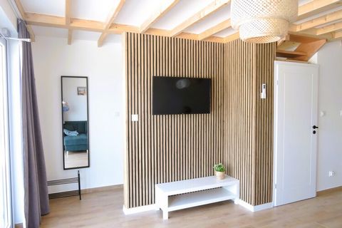 New, comfortable, large holiday homes in a quiet and new part of Niechorze, 600 m from the sea, between the lighthouse and Rewal. An ideal place for families with children. Guests have at their disposal a spacious living room, 2 large bedrooms, a per...